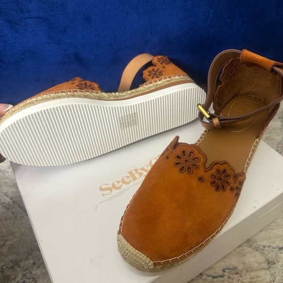 See by Chloe Scalloped Espadrille Sandals - Picture 2 of 6